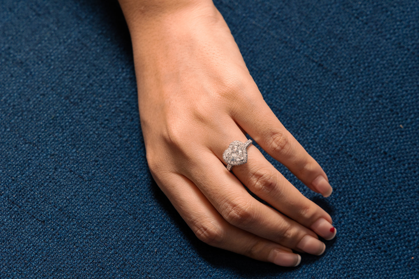 3.01 TW 2.10 CTS Diamond Ring